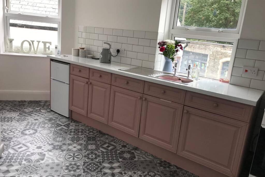 Beautiful 2 Bed Flat In The Heart Of Lynton Devon公寓 外观 照片